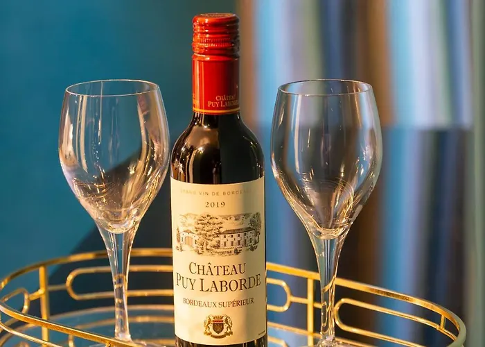 호텔 New Republique