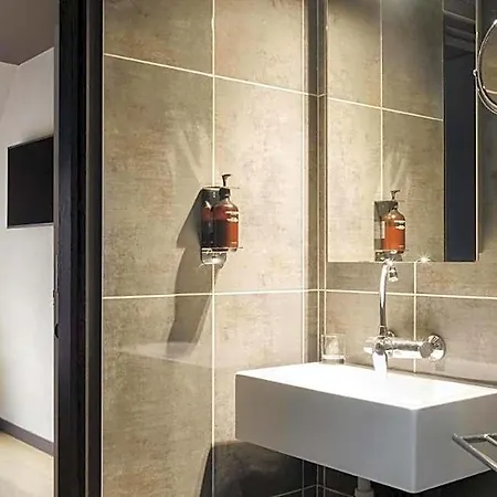 New Republique Отель 4*
