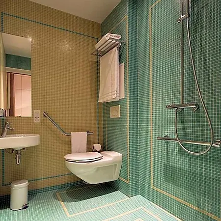 Hotel New Republique 4*