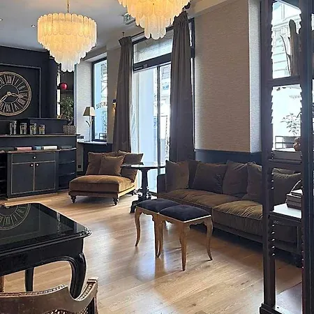 New Republique 4* Париж