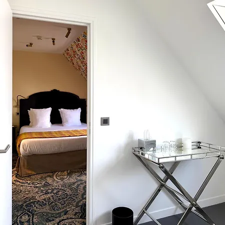 New Republique Hotel Paris