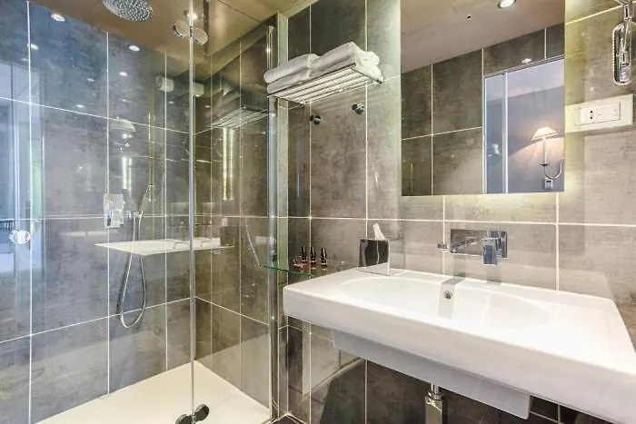 Hotel New Republique Parijs