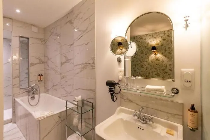 Otel New Republique Paris