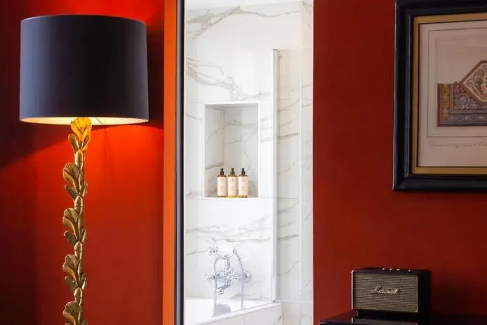 New Republique Paris