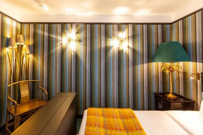 New Republique Otel Paris