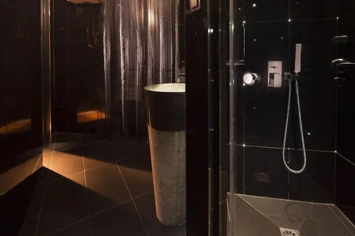 New Republique 4* Paris