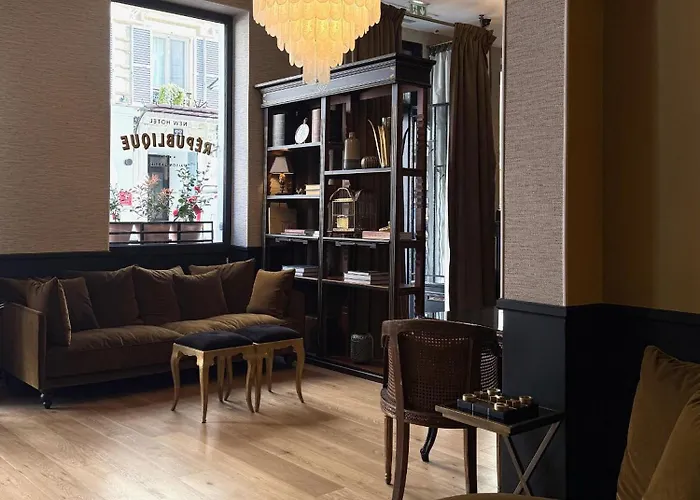 New Republique 4* Paris