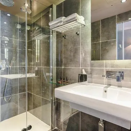 Hotel New Republique Paris