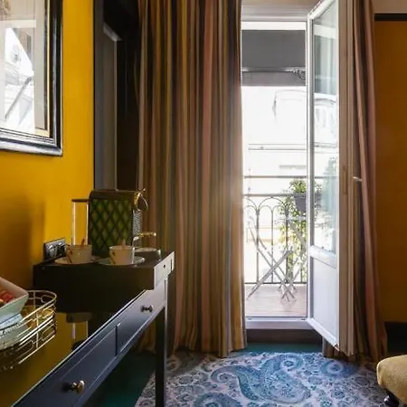 New Republique Hotel 4*