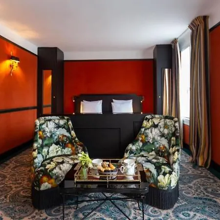 Hotel New Republique 4*