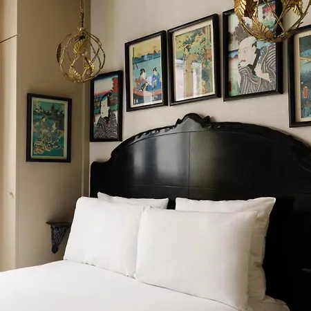 Szálloda New Republique