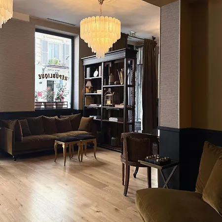 New Republique 4* Paris