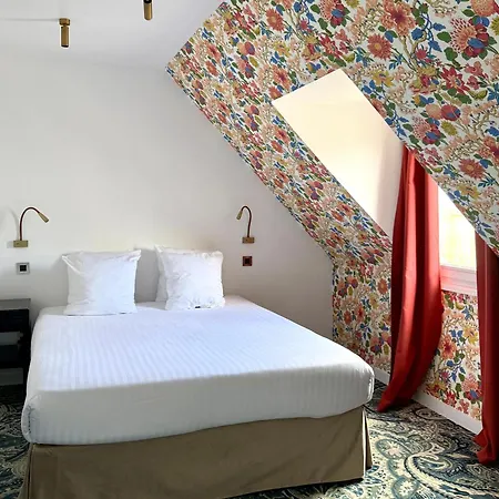 New Republique 4* Paris